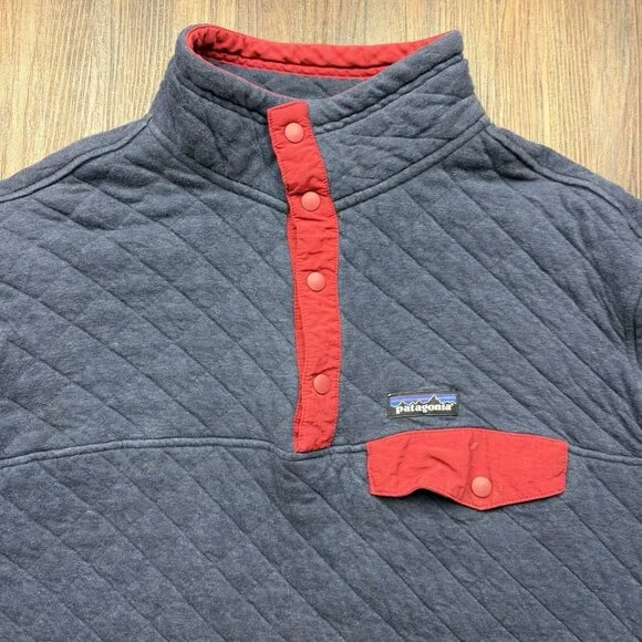 Patagonia Organic Cotton Quilted Snap T Pullover Sweater Large Navy Red 25371 - Picture 3 of 6